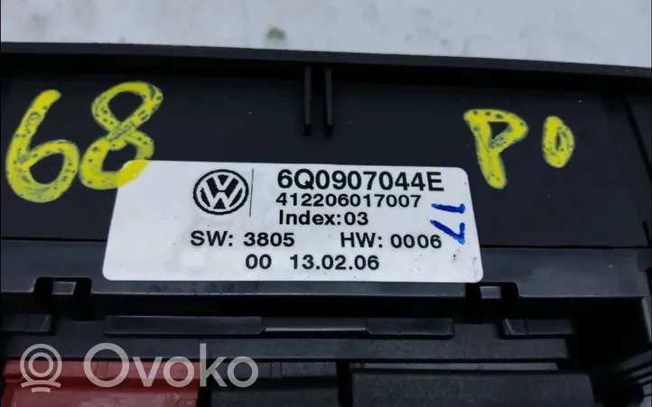 Volkswagen Polo IV 9N3 Gaisa kondicionēšanas / salona apsildes vadības bloks 