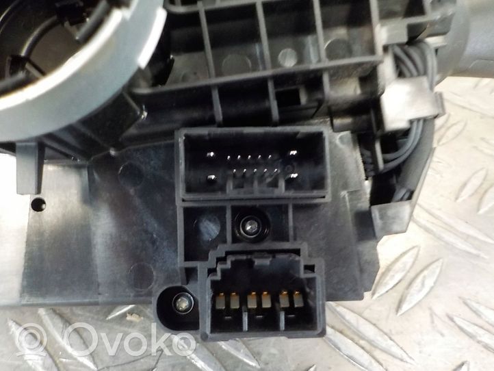 Volvo XC40 Leva/interruttore dell’indicatore di direzione e tergicristallo 32275369