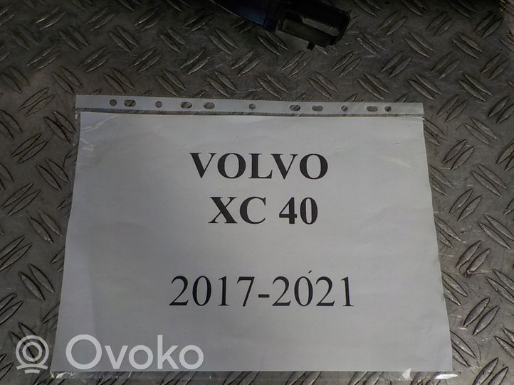 Volvo XC40 Rivestimento montante (B) (superiore) 31457491