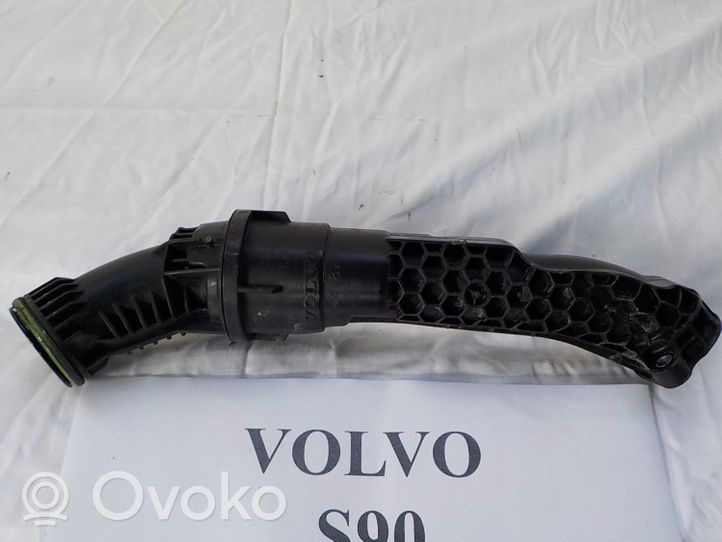 Volvo S90, V90 Manguera/tubo del intercooler 31441871