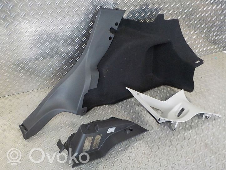 Ford Fiesta Untere Seitenverkleidung Kofferraum 8A61A31016BDW