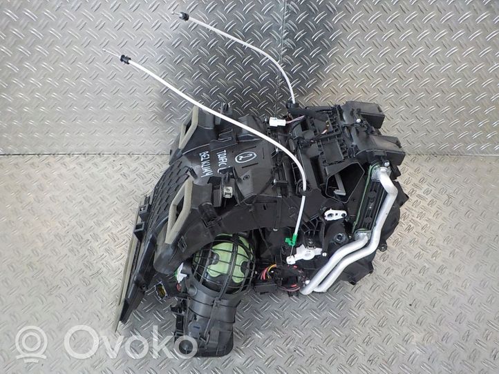 Opel Vivaro Interior heater climate box assembly 