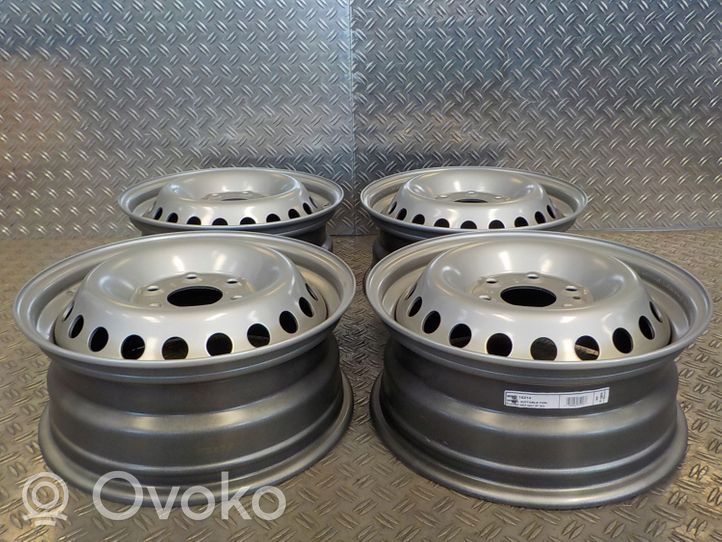 Iveco Daily 6th gen R16 steel rim 