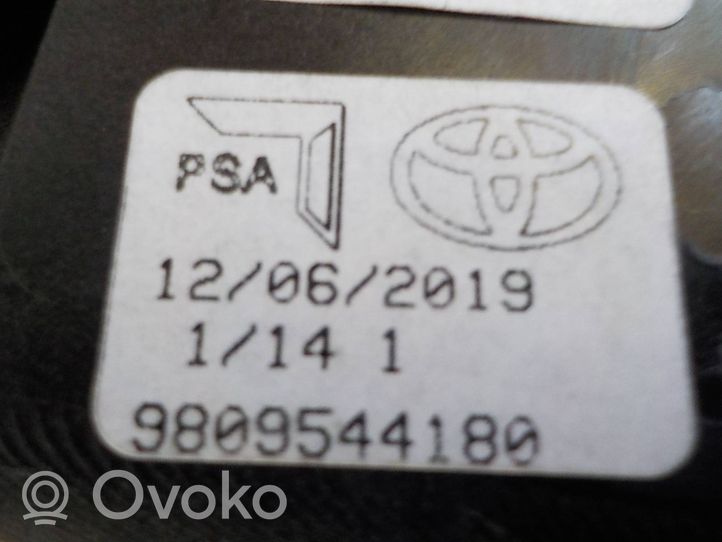 Toyota Proace Pavarų perjungimo mechanizmas (kulysa) (salone) 9809544180