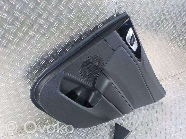 KIA Ceed Revestimiento lateral trasero coupé 83360J7010