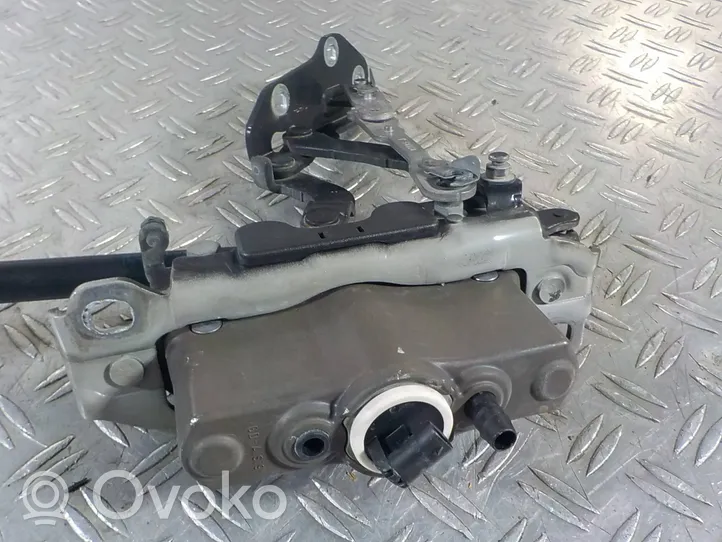 Mercedes-Benz E C207 W207 Charnière, capot moteur A2129066201