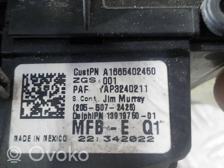 Mercedes-Benz ML AMG W166 Câble de batterie positif A1665402450