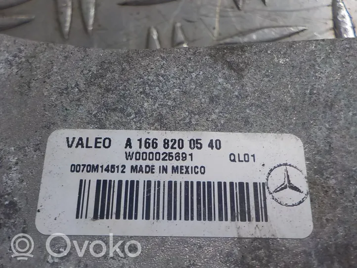 Mercedes-Benz ML AMG W166 Tiranti e motorino del tergicristallo anteriore A1668200540