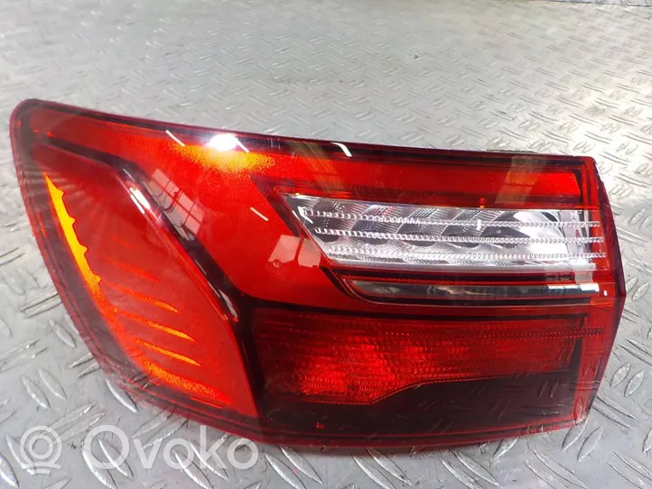 Audi A4 S4 B9 8W Lampa tylna 8W9945069