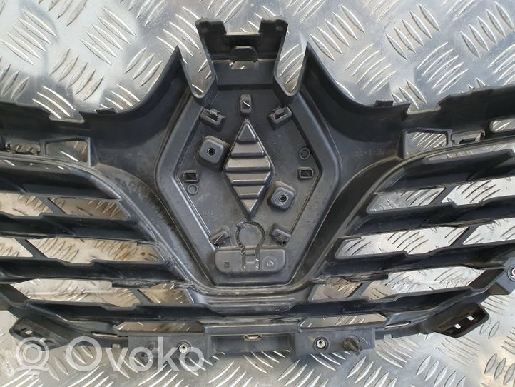 Renault Captur Atrapa chłodnicy / Grill 