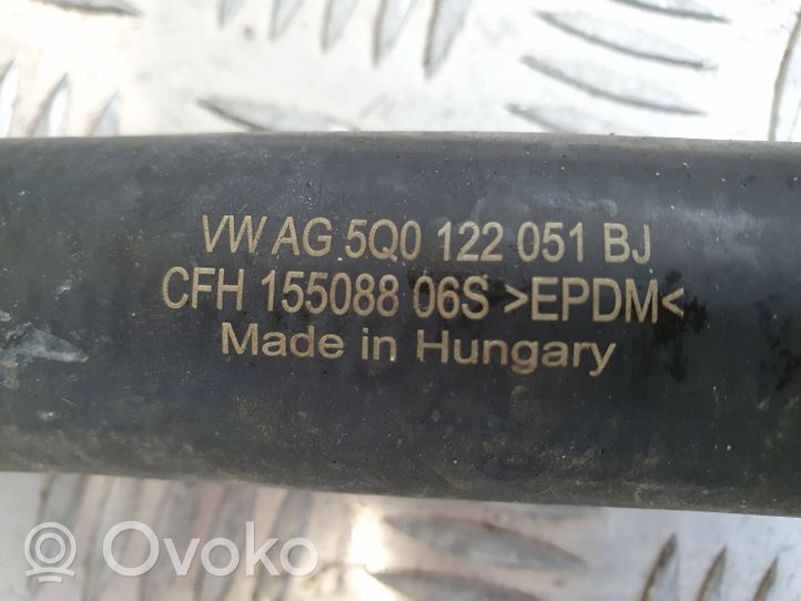 Skoda Octavia Mk4 Moottorin vesijäähdytyksen putki/letku 5Q0122051BJ