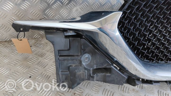 Mazda CX-5 Передняя решётка KB8B-50712