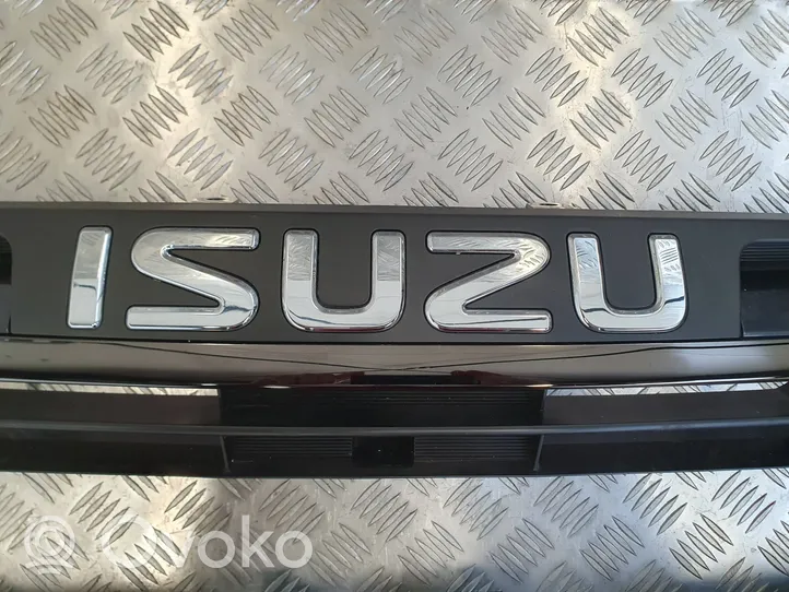 Isuzu D-Max Maskownica / Grill / Atrapa górna chłodnicy 8976751531