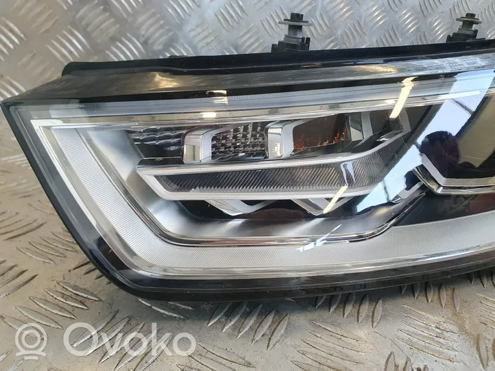 Audi A1 Lampa przednia 8XA941005