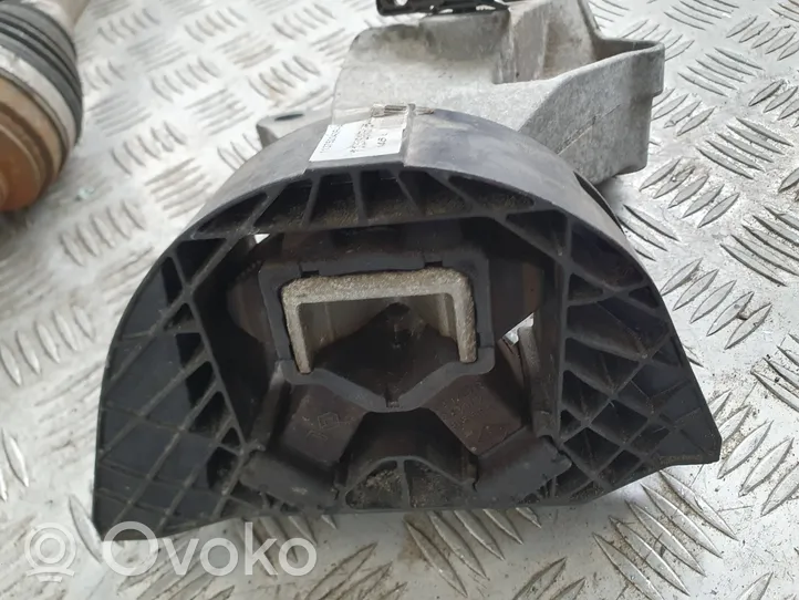 Renault Clio IV Supporto di montaggio del motore 113752043R