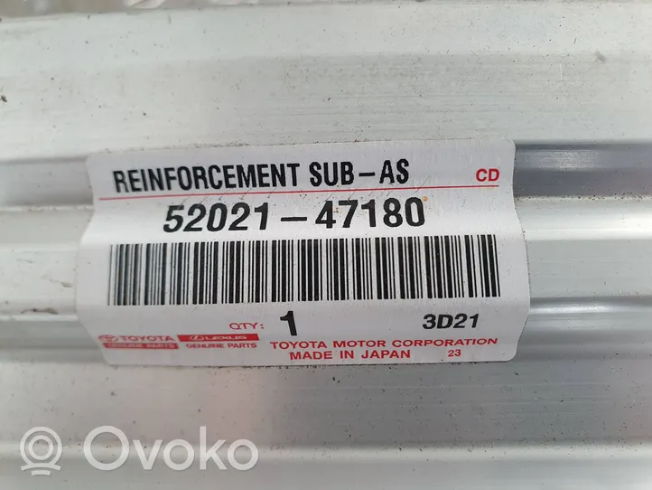 Toyota Prius (XW50) Renfort de pare-chocs avant 52021-47180