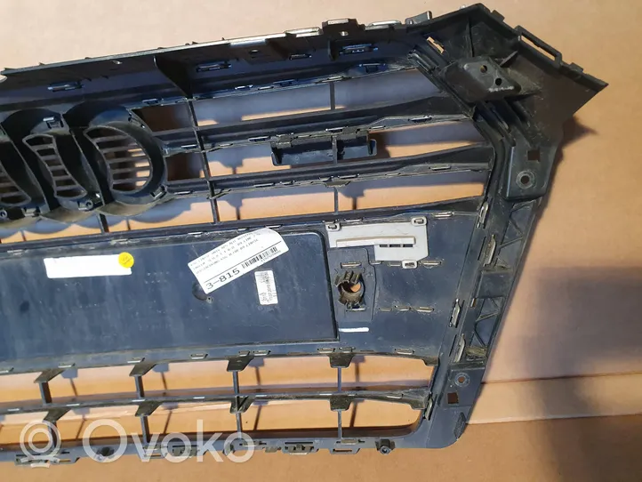 Audi A4 S4 B9 Atrapa chłodnicy / Grill 8W0853651AB