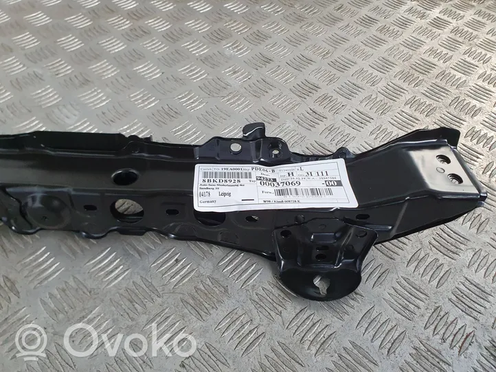 Toyota Yaris Elementy przedniej części nadwozia 53205-0D904