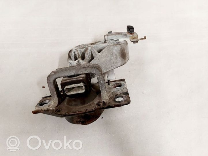 Nissan Qashqai Moottorin kiinnityksen tyhjiöputki  F6036100E