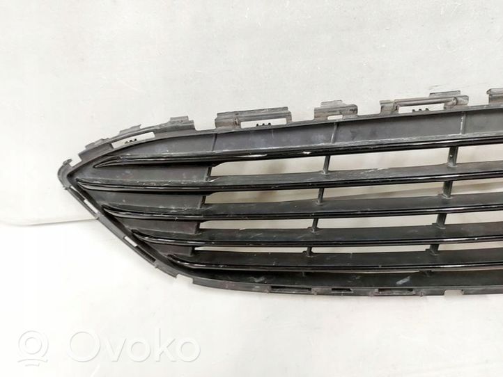 Ford Focus Grille de calandre avant  F1EB-8C436