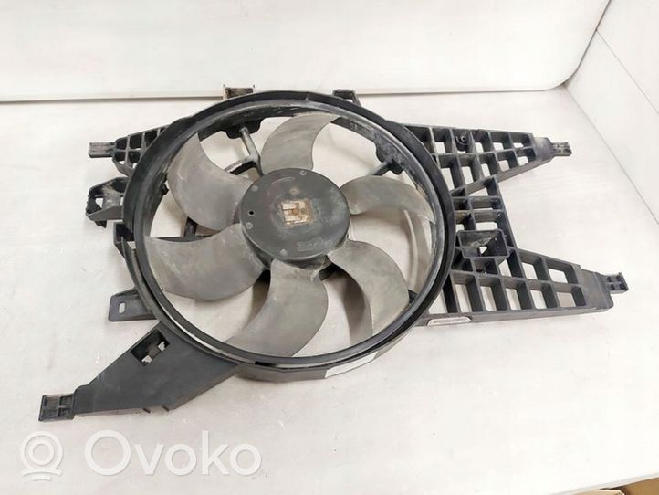 Renault Kangoo II Ventilatore di raffreddamento elettrico del radiatore 8200536235