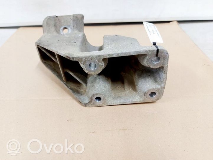 Land Rover Range Rover Sport L320 Valvola di depressione sul supporto motore 4H23-6061-AB