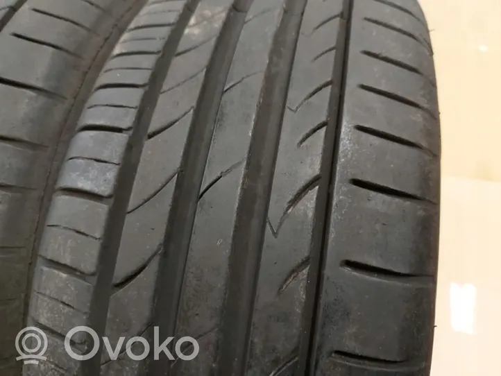 Opel Zafira C R17 summer tire 