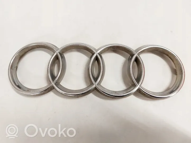 Audi A3 S3 8L Gamintojo ženkliukas 8L0853605