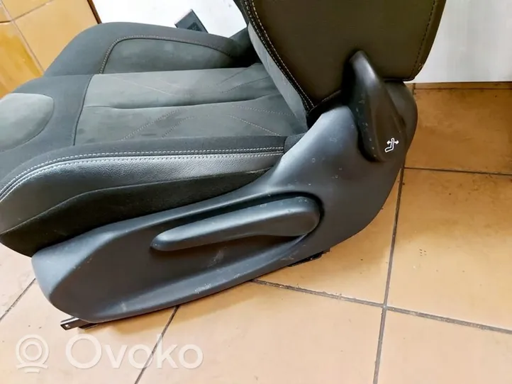 Citroen DS3 Priekinė vairuotojo sėdynė 