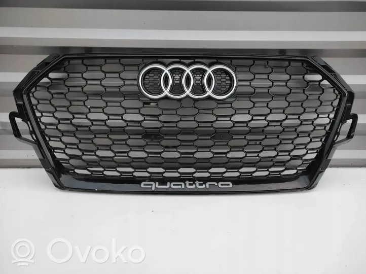 Audi RS4 B9 Grille calandre supérieure de pare-chocs avant 8W0853653AT