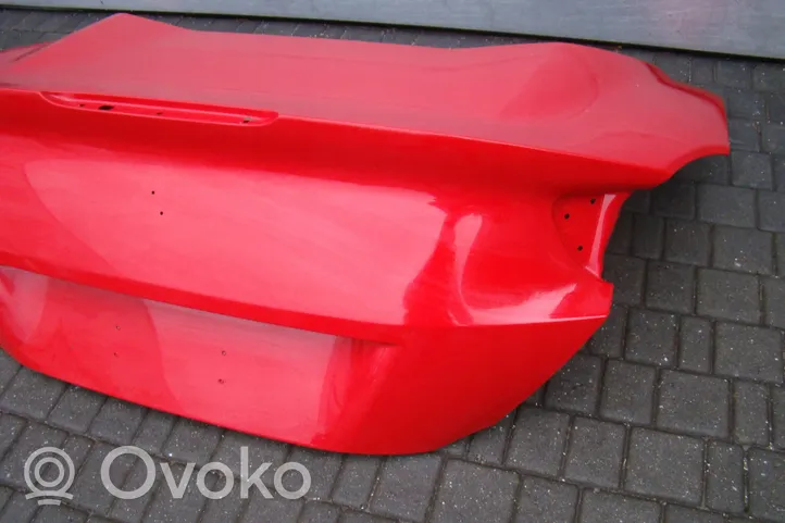 Ferrari Portofino Tylna klapa bagażnika 55176340