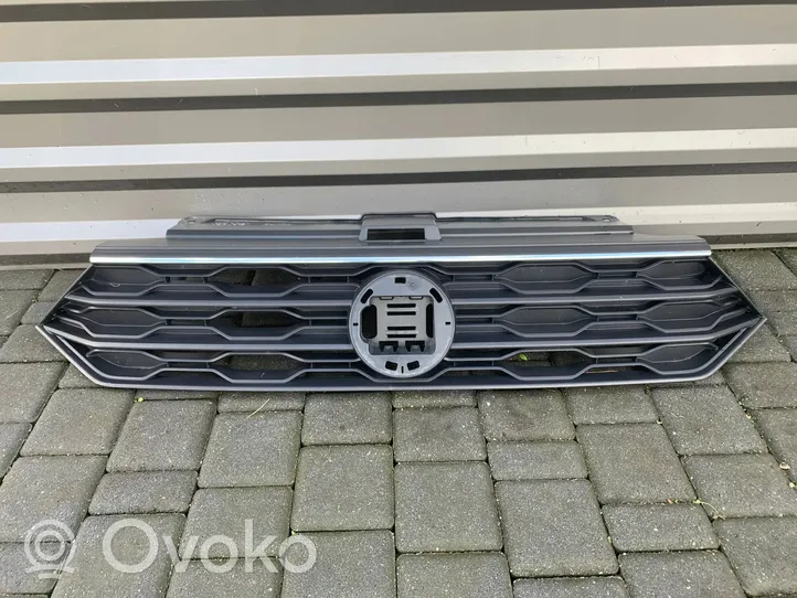 Volkswagen T-Roc Maskownica / Grill / Atrapa górna chłodnicy 