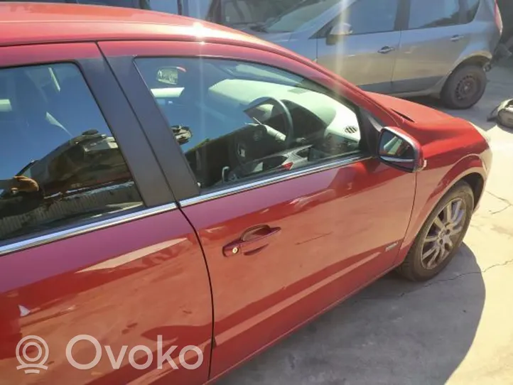 Opel Astra H Drzwi przednie 