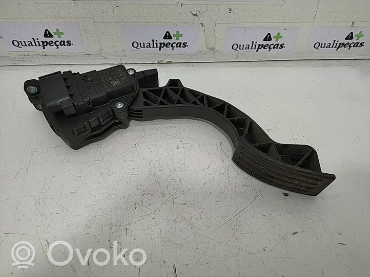 Volvo C30 Assemblage pédale 