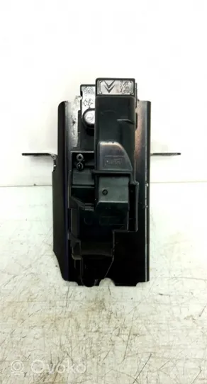 Citroen C4 Grand Picasso Takaluukun ulkopuolinen lukko 