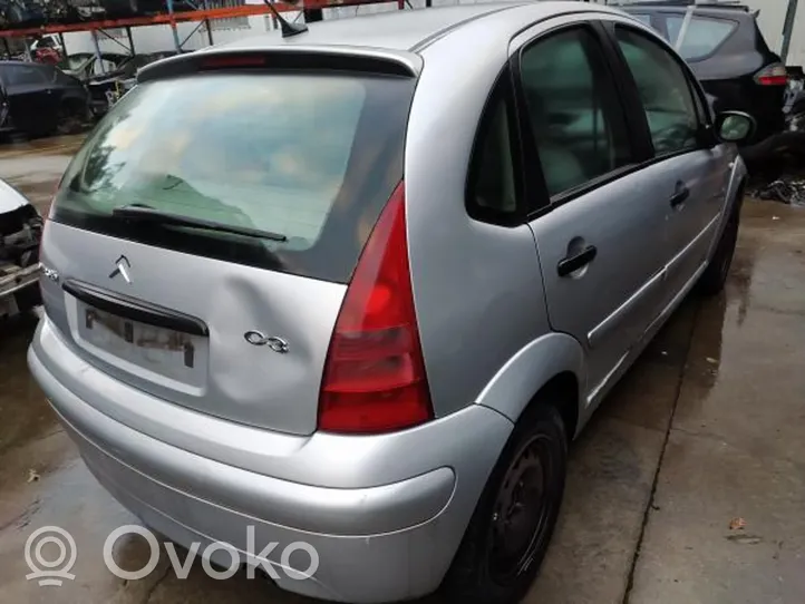 Citroen C3 Feux arrière sur hayon 