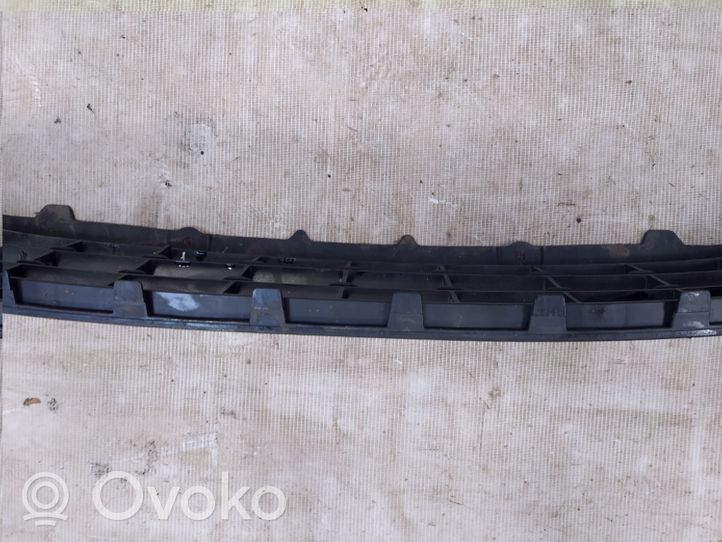 Ford Focus Front bumper lip 