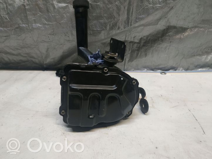 Peugeot 308 Supporto di montaggio della pompa del servosterzo 9684252580