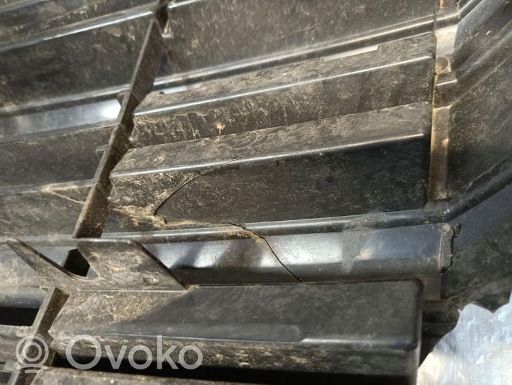 Volkswagen Crafter Maskownica / Grill / Atrapa górna chłodnicy 7C0853653F