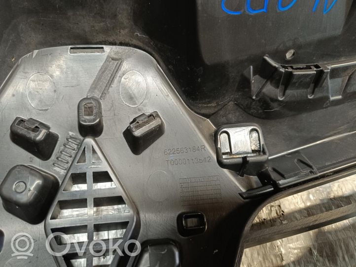 Renault Clio IV Kratka dolna zderzaka przedniego 622563184R