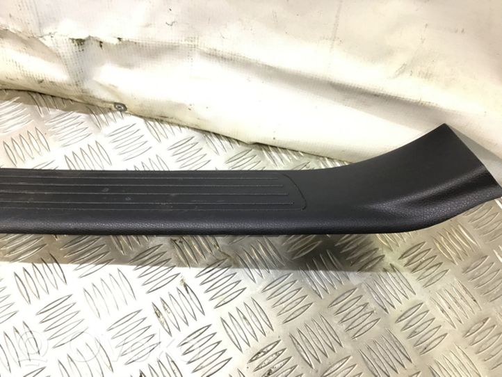 Mercedes-Benz GLE (W166 - C292) Front sill trim cover A1666801835