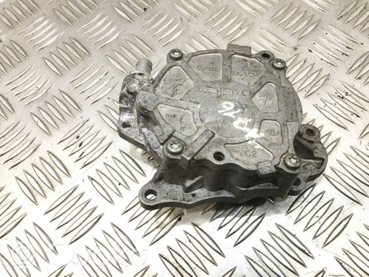 Volkswagen PASSAT B7 Unterdruckpumpe Vakuumpumpe 03L145100F