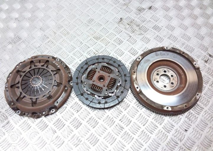 Peugeot 207 Clutch set kit 9639780480