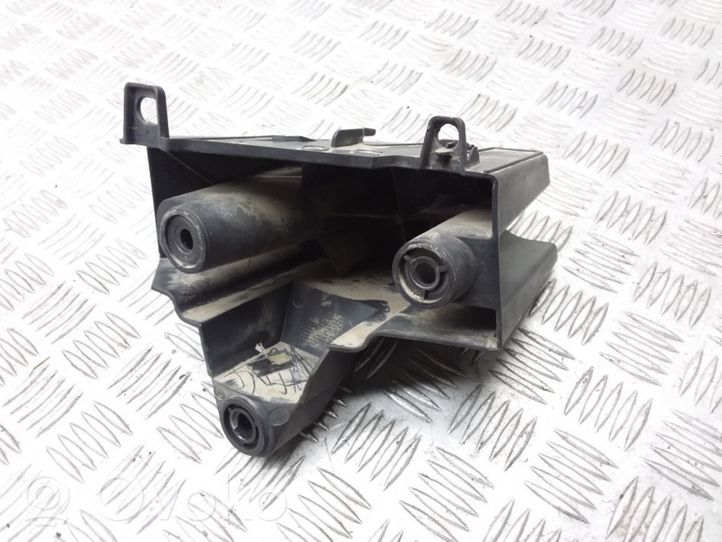 Citroen C4 I Soporte de montaje del parachoques trasero 9650693580