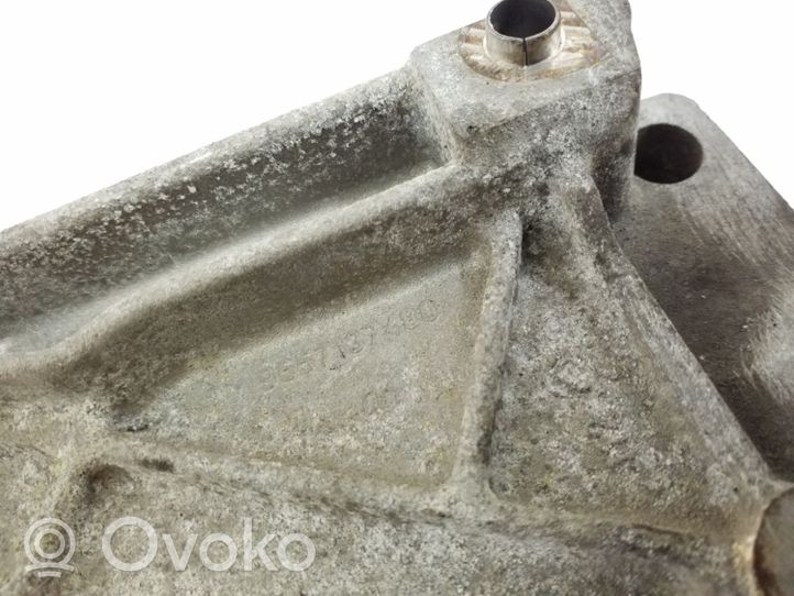 Peugeot 307 Uchwyt / Mocowanie sprężarki klimatyzacji 9657137480