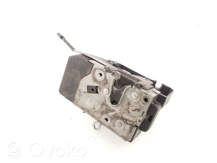 Opel Zafira A Front door lock 24414116