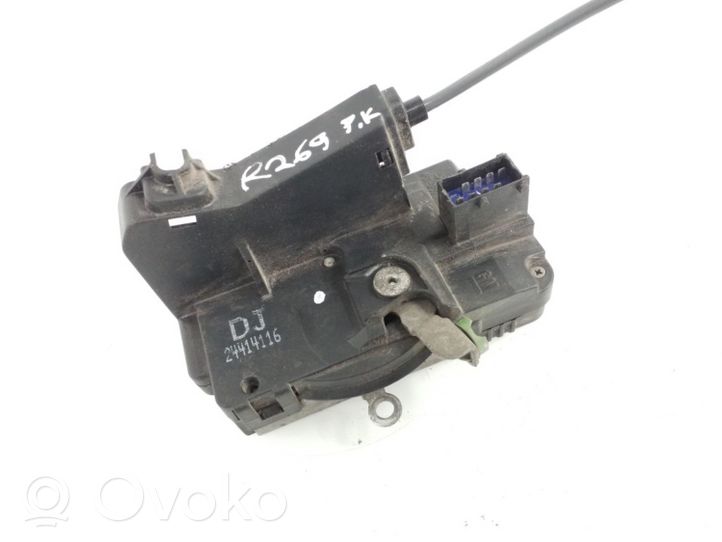 Opel Zafira A Front door lock 24414116