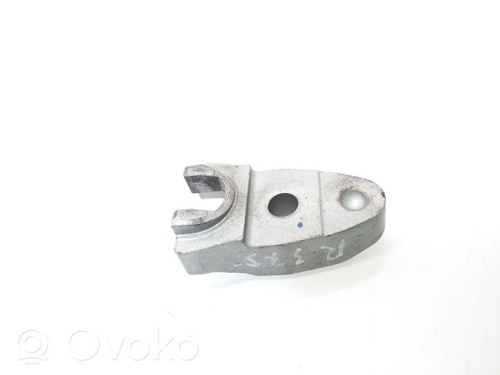 Audi A8 S8 D4 4H Fuel Injector clamp holder 059216J