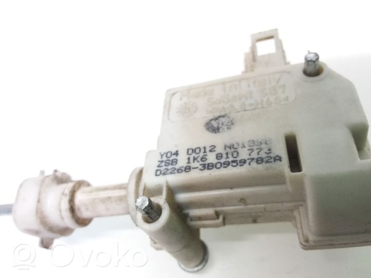 Volkswagen Golf V Motorino del tappo del serbatoio del carburante 1K6810773