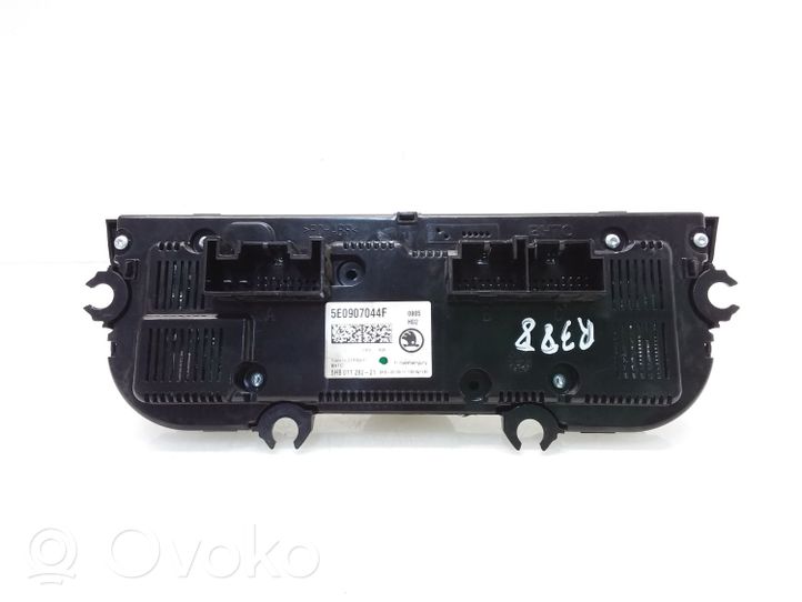 Skoda Octavia Mk3 (5E) Panel klimatyzacji 5E0907044F